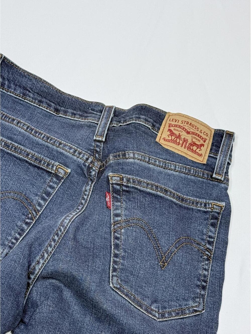 Levi's Women's Wedgie Straight Jeans Size 27